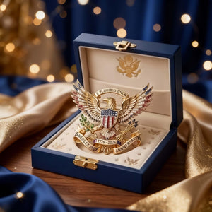 America 250th Anniversary Commemorative Pin, 1776-2026 USA Eagle Emblem, Patriotic Keepsake Gift, Collector's Gold Enamel Brooch, Historical
