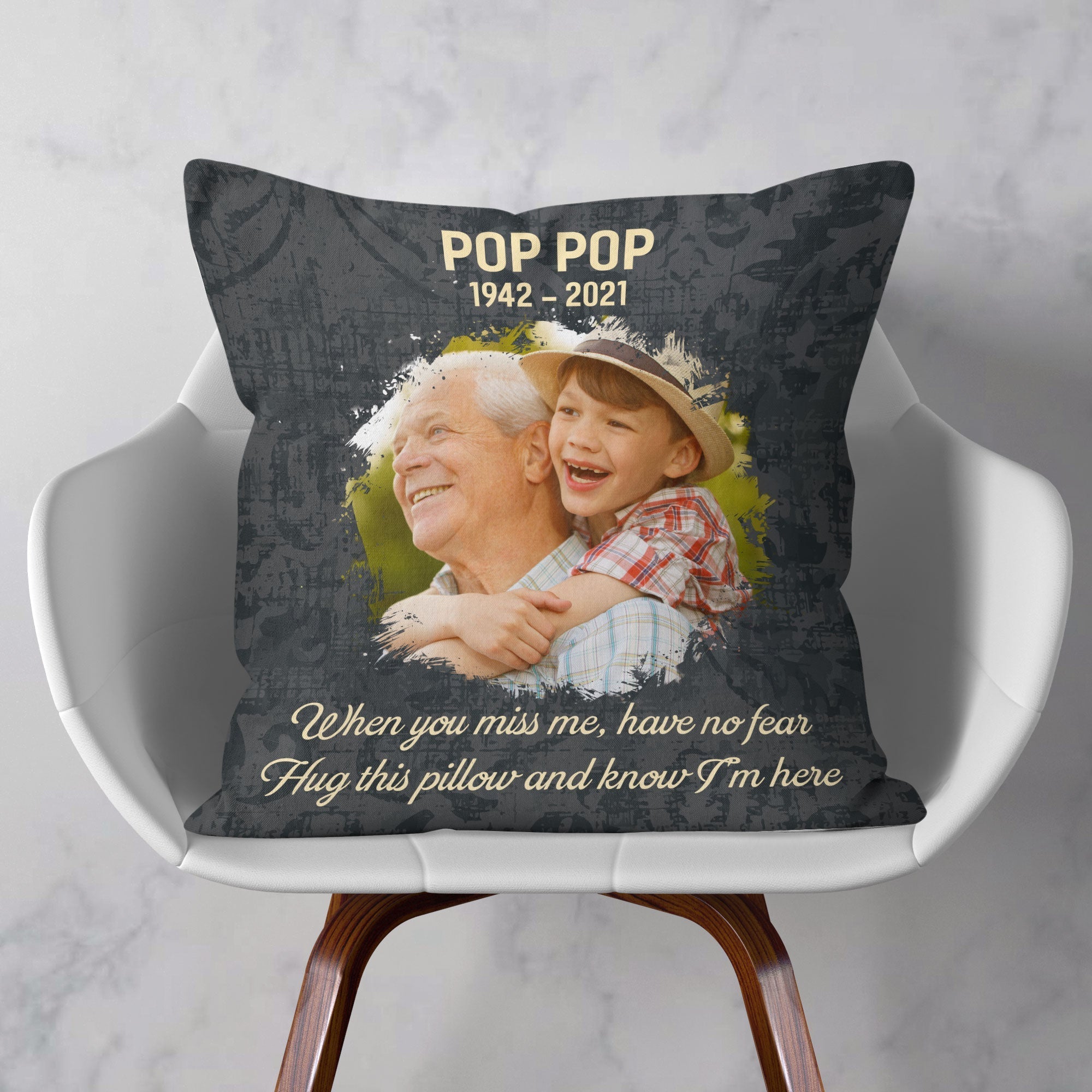 Hug This Pillow And Know I'm Here - Personalized Pillow - Memorial Gift For Family Members